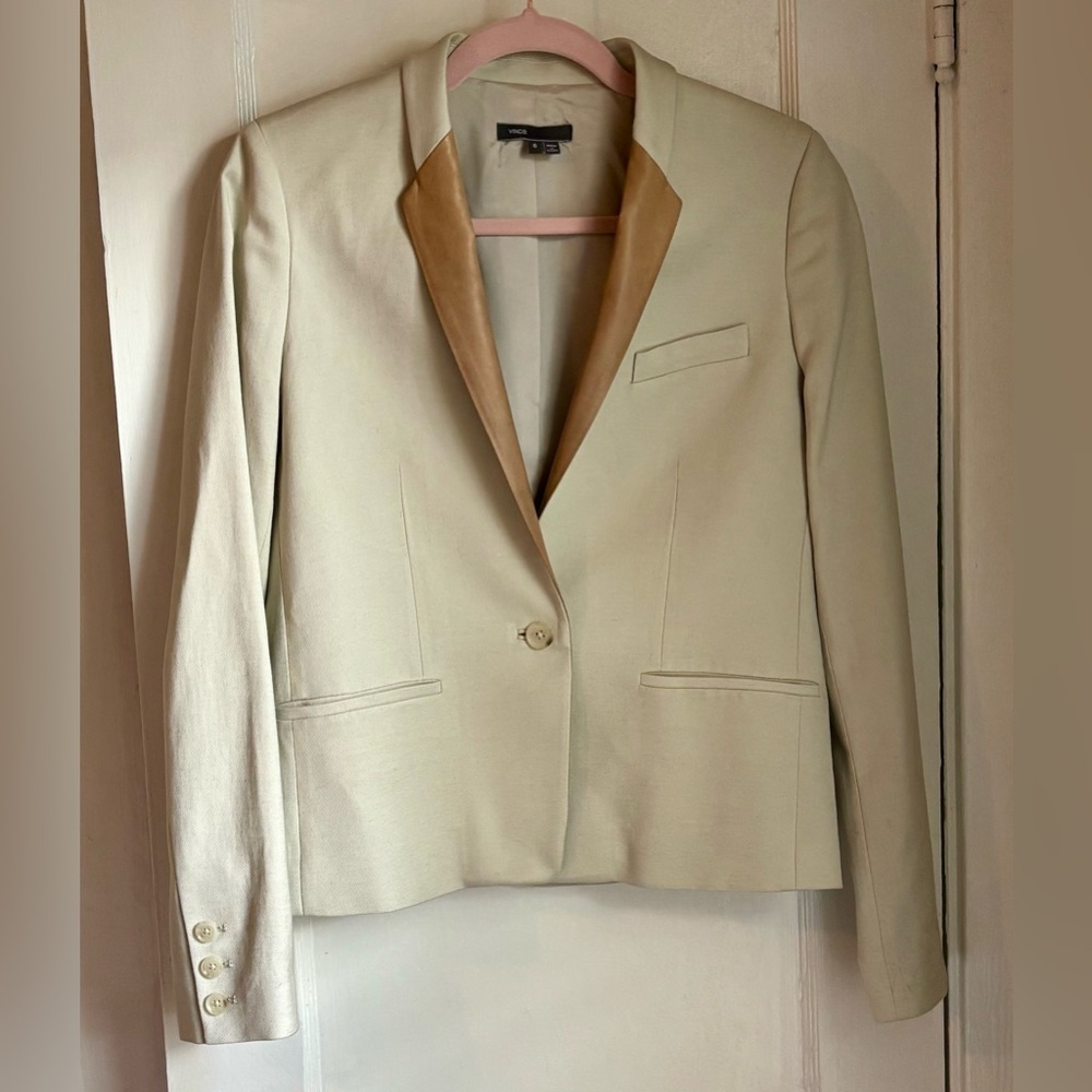 Vince Linen Blend Cream Blazer Leather Trim Size 6. Sophisticated & Classic NWOT